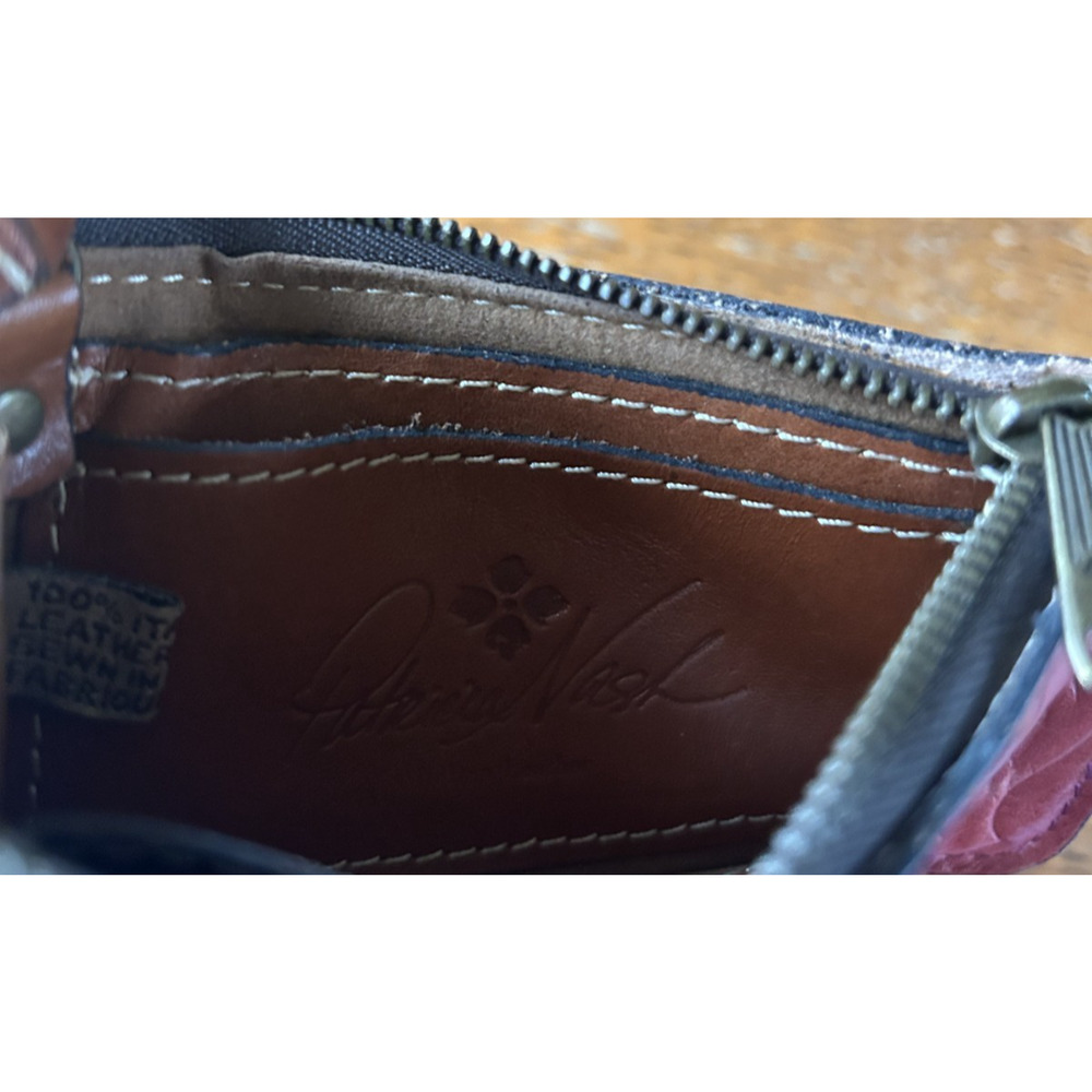 Patricia Nash Dusty Red Embossed Leather Zip Card Holder Wallet w Key Ring - Picture 7 of 8